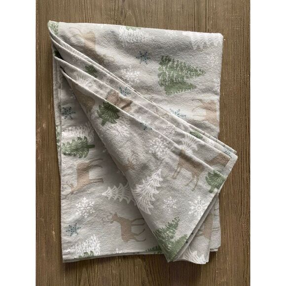North Pole Winter Scene Deer Flannel Bed Flat Top Sheet - Picture 1 of 7